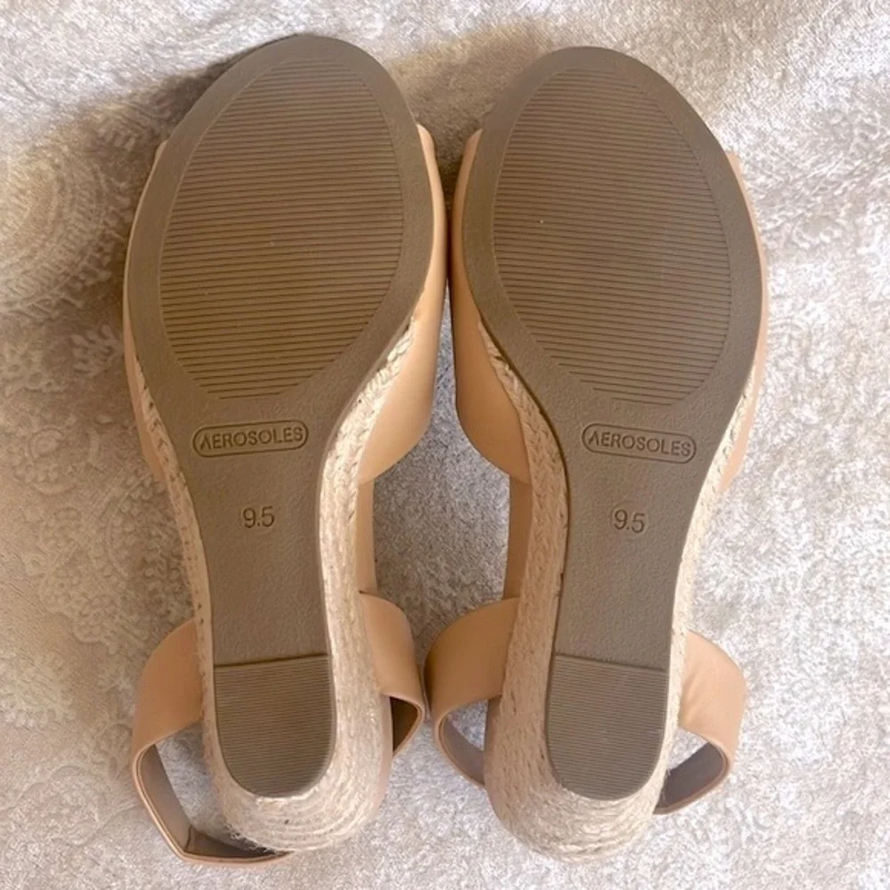 Brand New Aerosole Custom Butterfly Nude Beige Wedge Espadrille Heeled Sandals